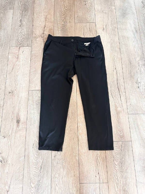 Черные классические штаны, хаки штаны, футболка синяя, джинсы skinny, синие классические штаны, черный свитшот, пальто, курточка