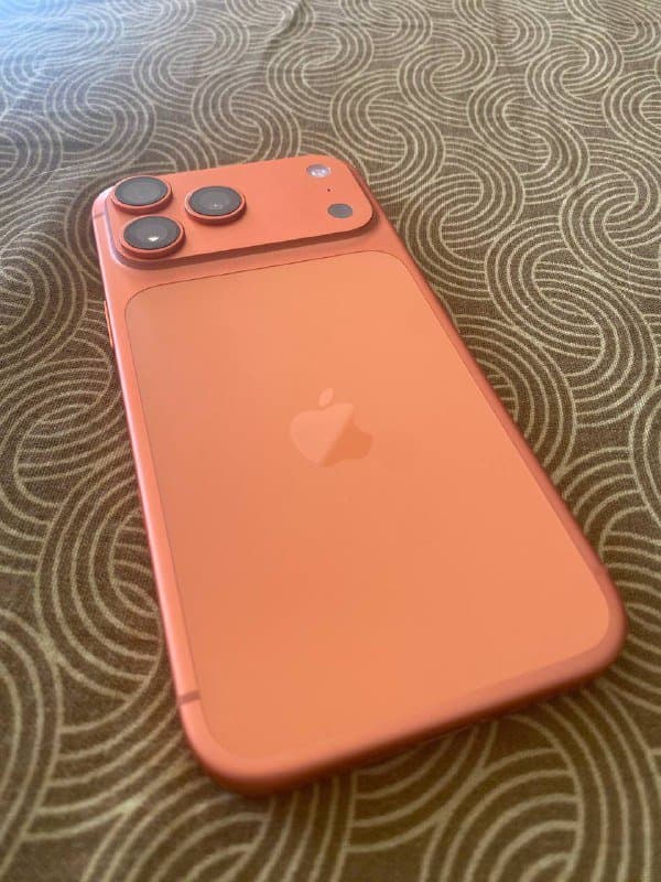 Apple iPhone 17 Pro Max 256GB Cosmic Orange 6