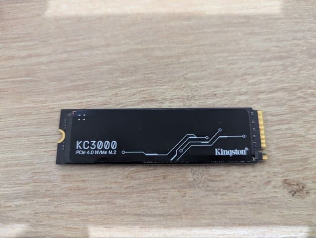 Жесткий диск nvme m.2 Kingston kc3000 2 ТБ