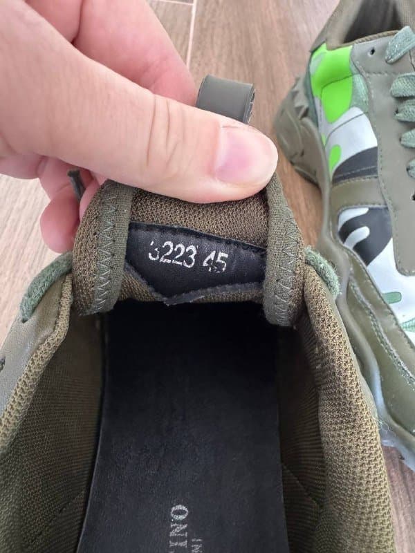 Мужские кроссовки Valentino размер 42 5