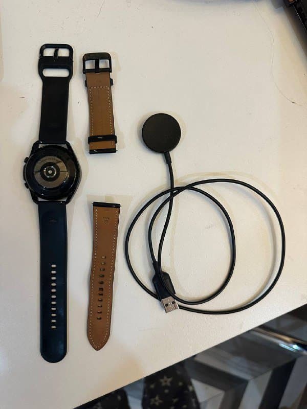 Apple Watch SE 2 40мм, Samsung Galaxy Watch 3 45мм 6