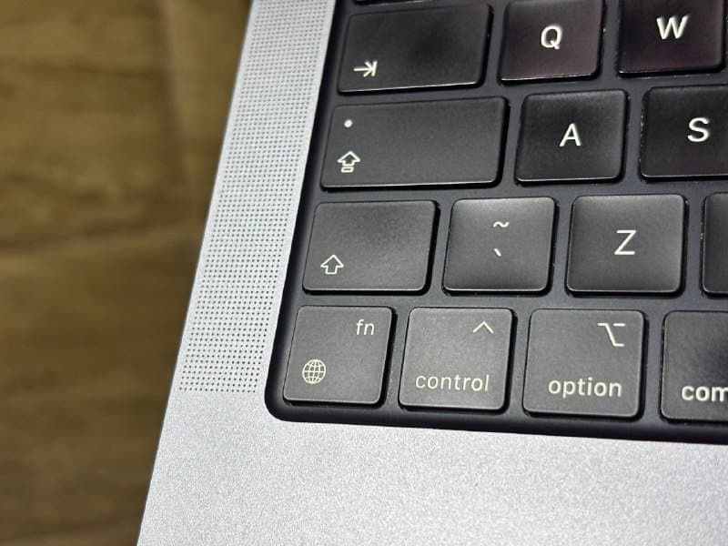 MacBook Pro M1 PRO 16/512 4