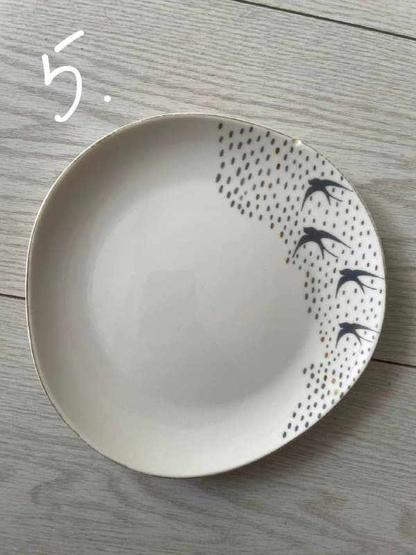 Бокал, кружка, металлическая миска, 5 тарелок разные 7