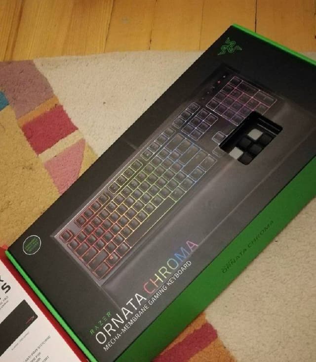 Razor Ornata Chroma клавиатура