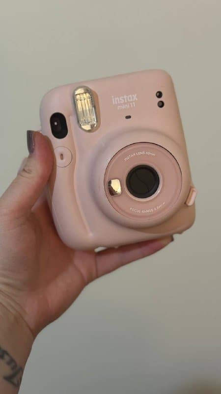 Fujifilm Instax mini 11 фотоаппарат розового цвета