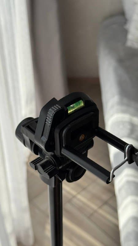 Штатив с креплением для фотоаппарата и телефона