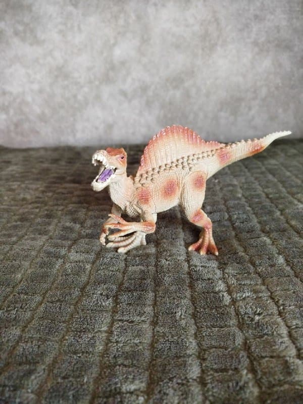 Фигурки динозавров 7