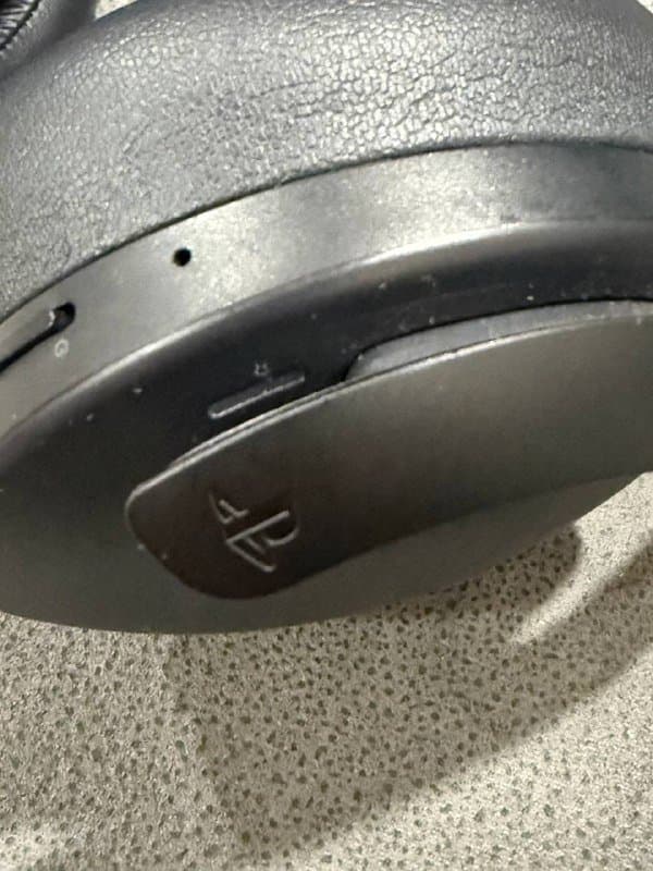 Наушники Sony 4