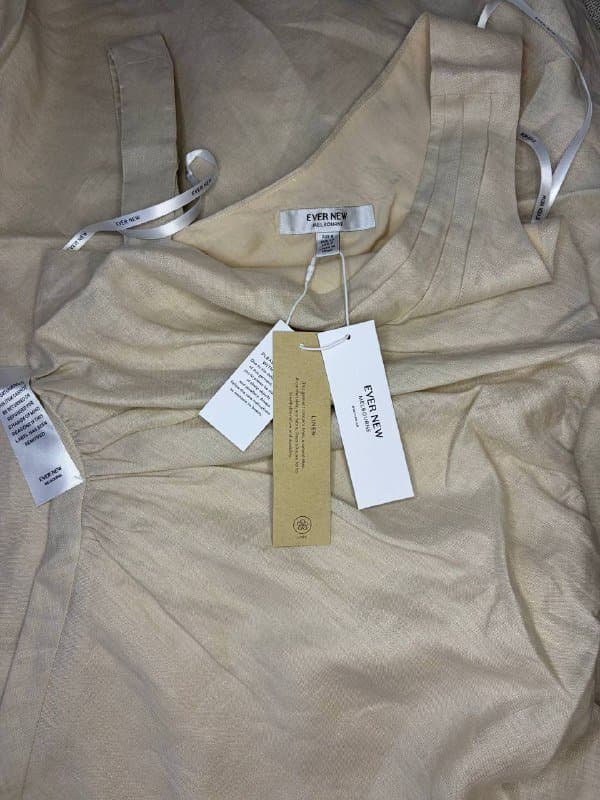 Льняное платье Ever New, Сумка Guess Kaline, Корсетное платье ASOS 3