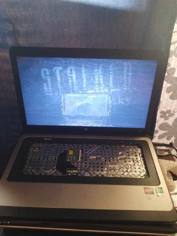 Два ноутбука HP pavilion dv6 и HP 635 8