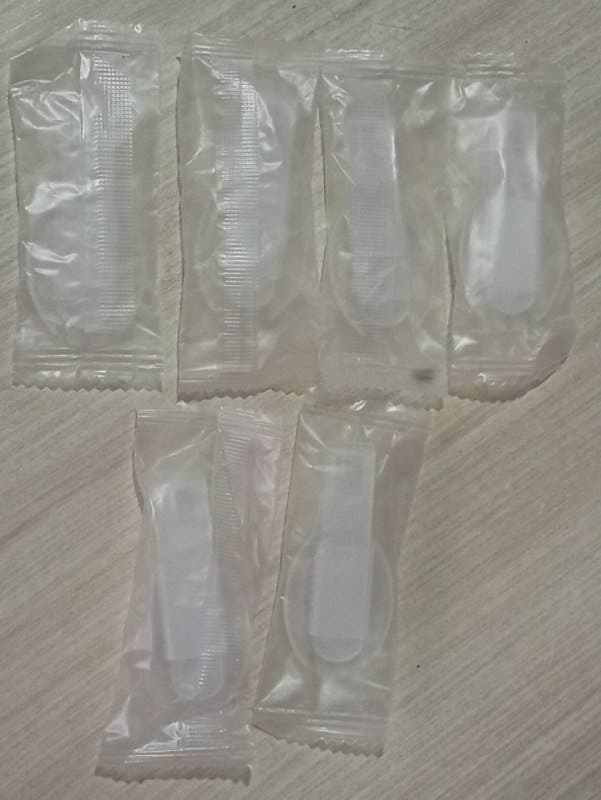 Шторы, комбинезоны для собак, чашки, слипоны, ложечки, книги, лоток, ведро 6