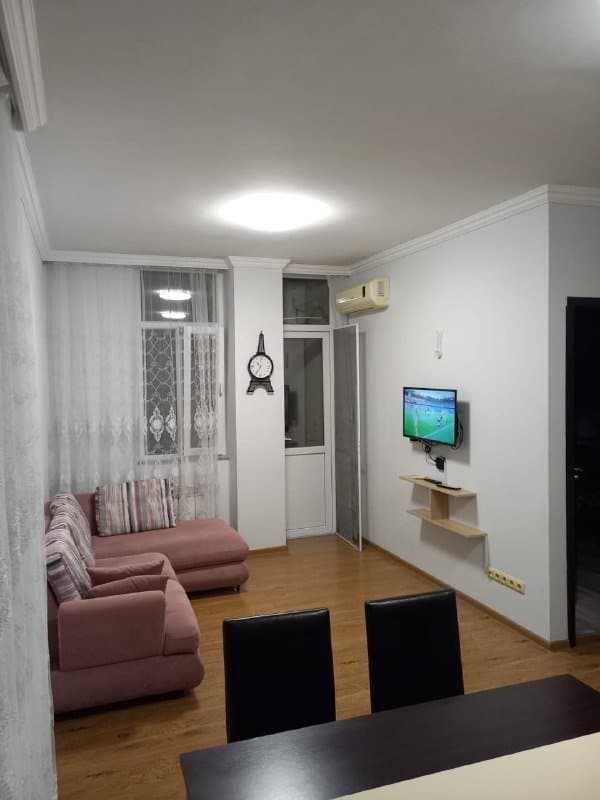 2-комнатная квартира в Батуми, аренда 3
