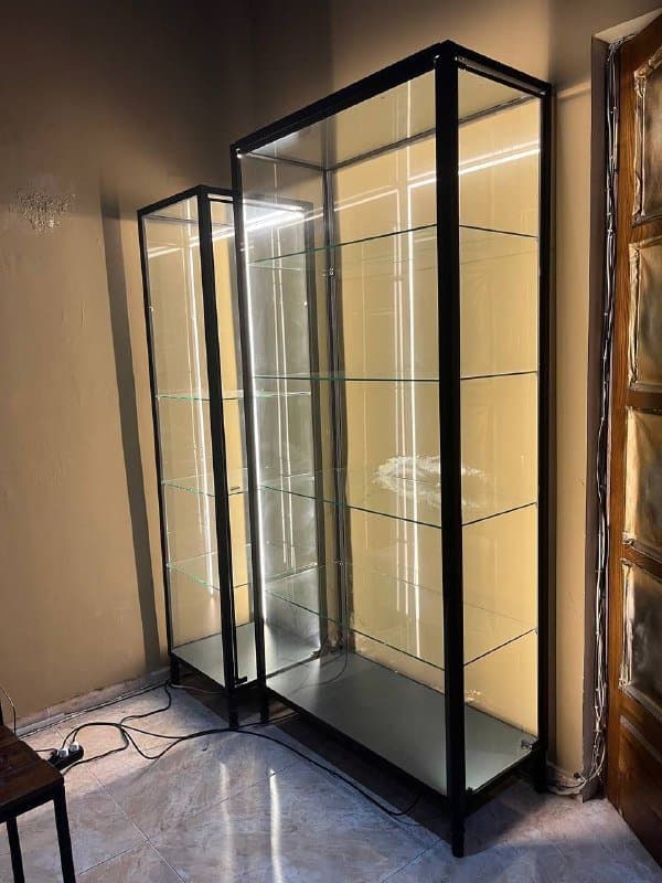 2 дивана, шкафчики разные 5