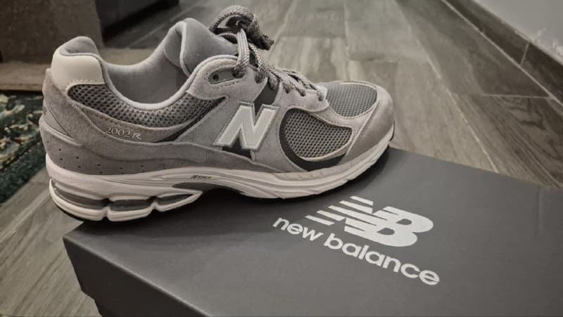 Новые мужские кроссовки New balance 2002 R, 9 US 3