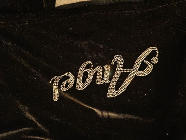 пиджак, штаны с карманами, штаны Виктория сикрет, серое худи, Адидас футболка, бархатный костюм