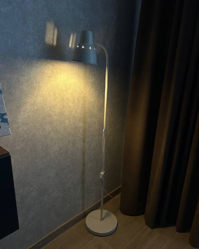 лампа торшер