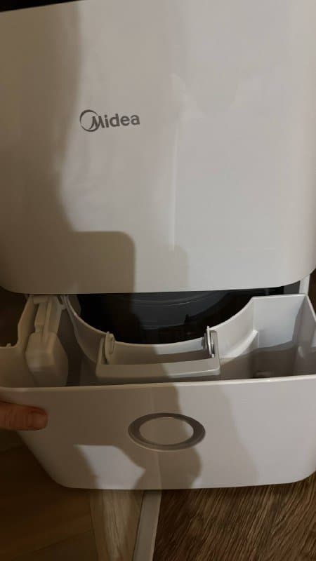 Большое кашпо с землей 3