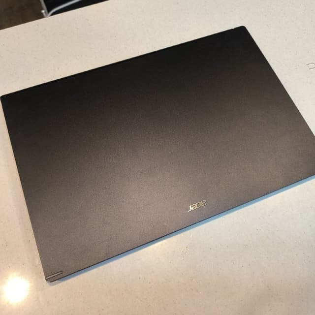 Acer aspire 7 ноутбук