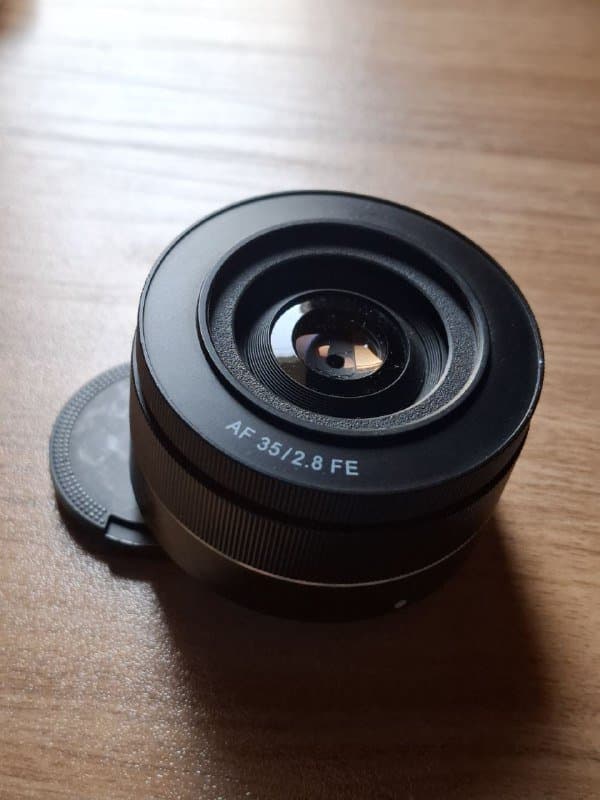 объектив Rokinon AF 35 mm f2.8 Sony FE