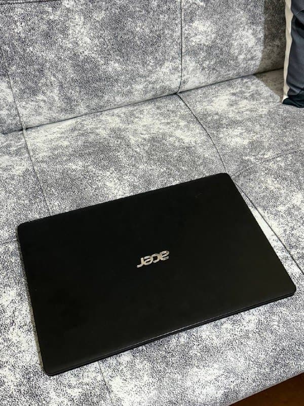 Ноутбук Acer i5 10th 16GB 1TB SSD Full HD 3