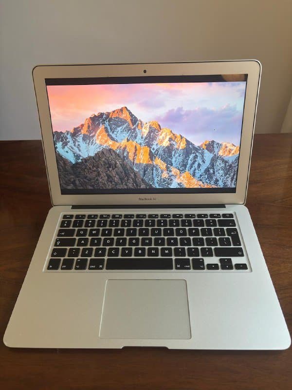 Macbook Air 13 inch 2017 128 Gb