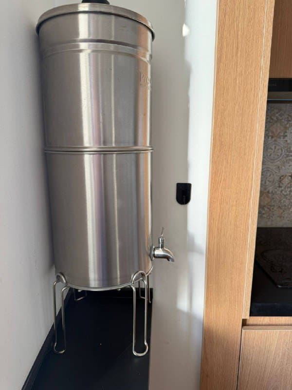 Настольный фильтр для воды с нержавеющим краном