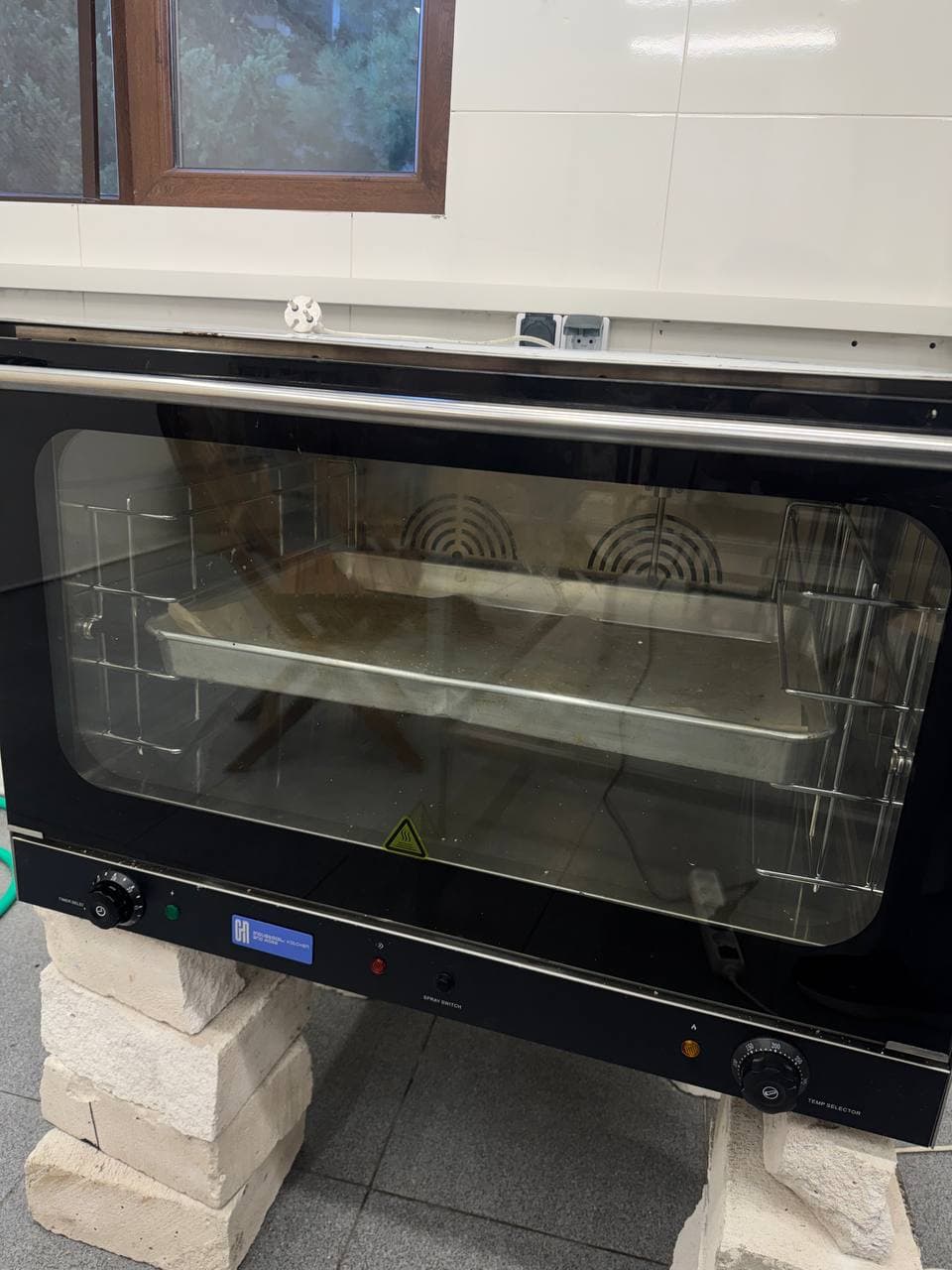 Холодильники, печь для пиццы, духовка, фритюрница, морозилка 6