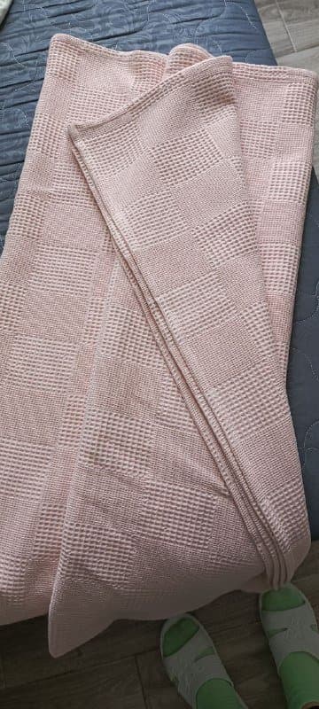 Хлопковое покрывало-плед розового цвета 220х240 см 2