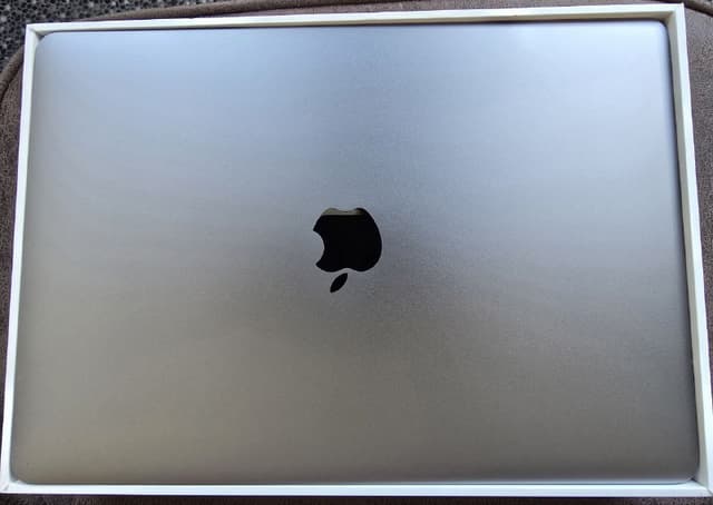 Apple Macbook Air 13 inch