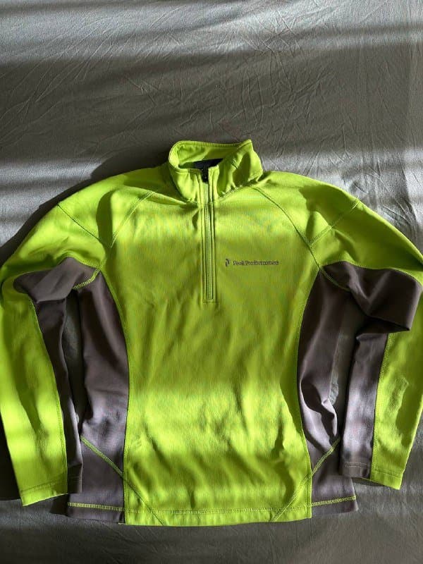 Peak Performance женская куртка размер S