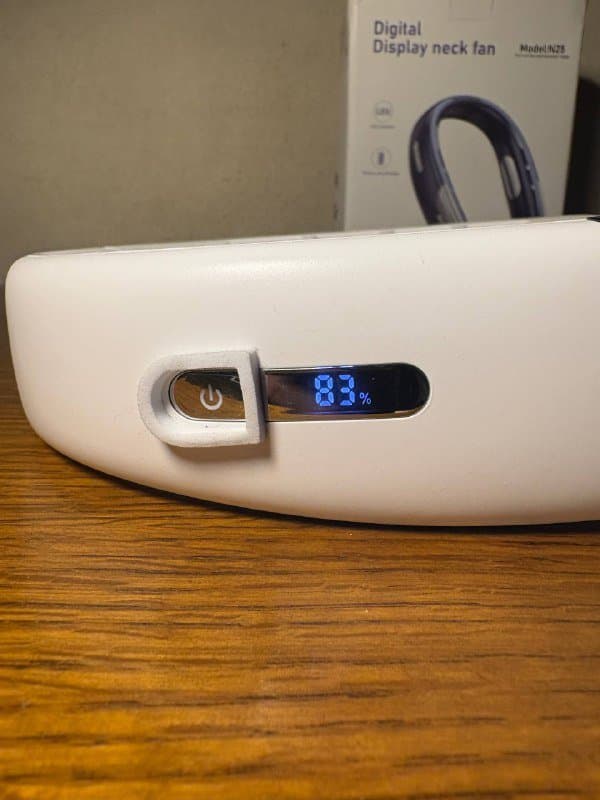 Портативный вентилятор на шею 2