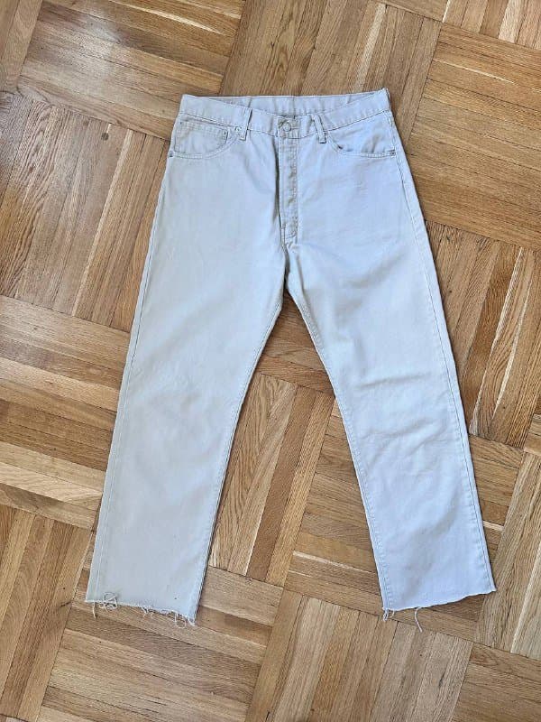 Брюки Levis, Брюки Dickies, Рубашка Pull&Bear, Джинсовая рубашка, Жилетка, Кепка, Сумка Nike, Очки, Шопперы, Селфи палка