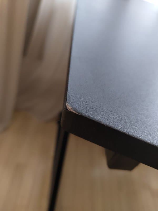 Компьютерный стол Trust Dominus 3