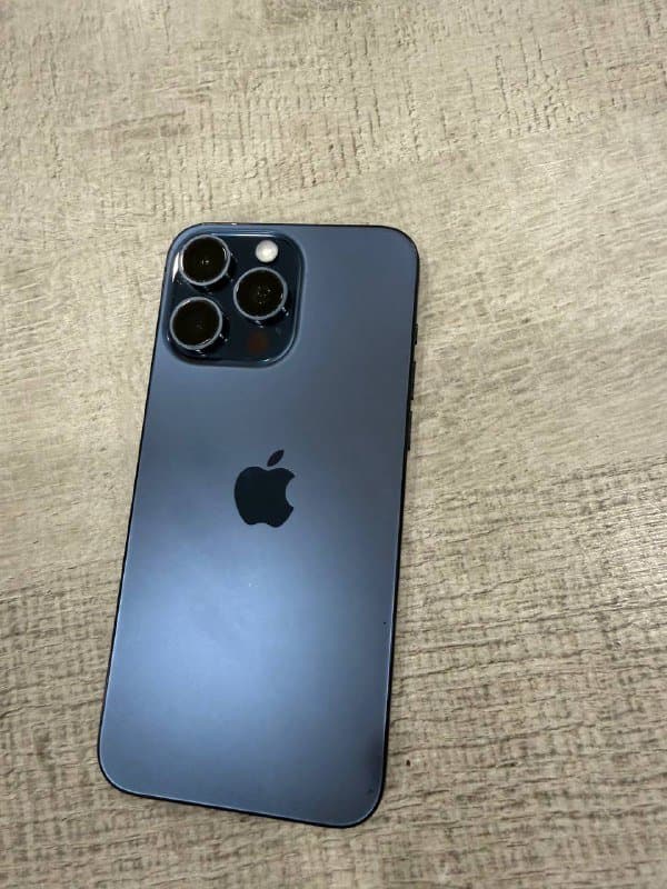 iPhone 15 Pro Max 512 GB