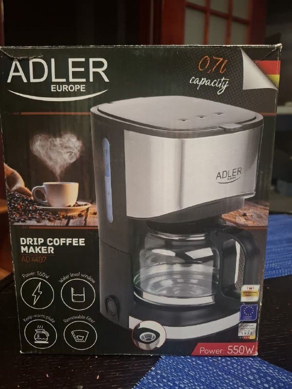 Кофеварка Adler