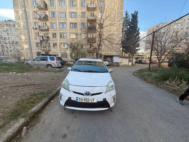 Toyota Prius 2012 года