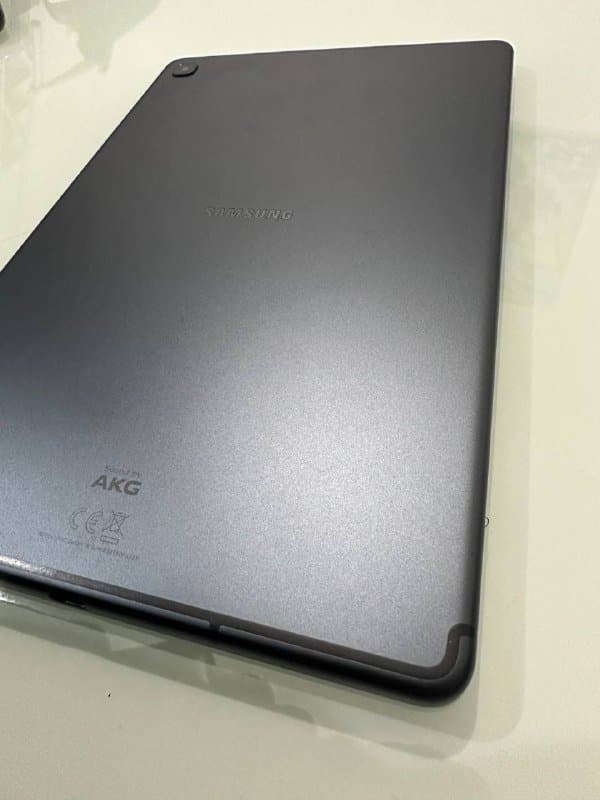 Планшет Samsung 4