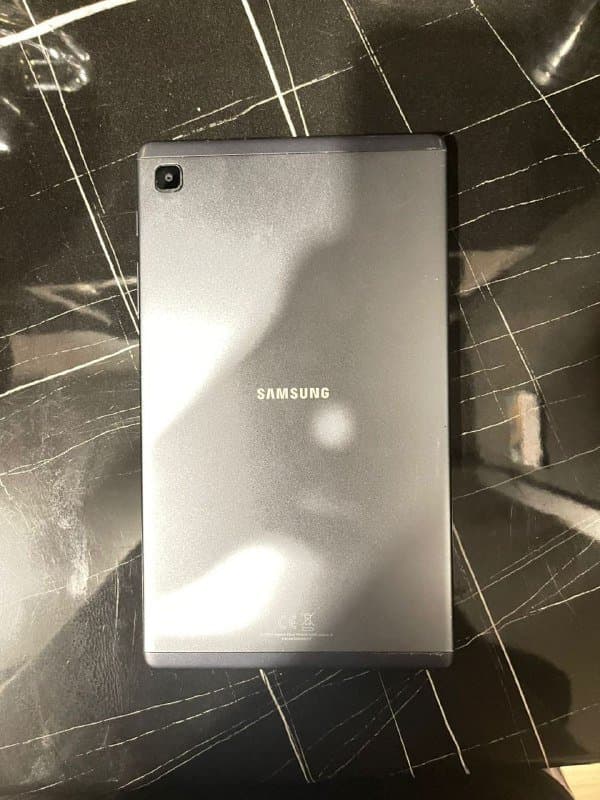 Планшет Samsung новый