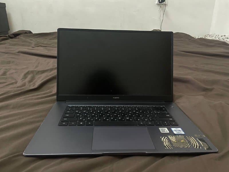 Два ноутбука Huawei на запчасти 3