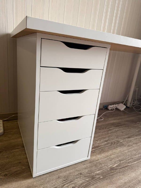 Рабочий стол Ikea Linmonn белый с тумбой 2