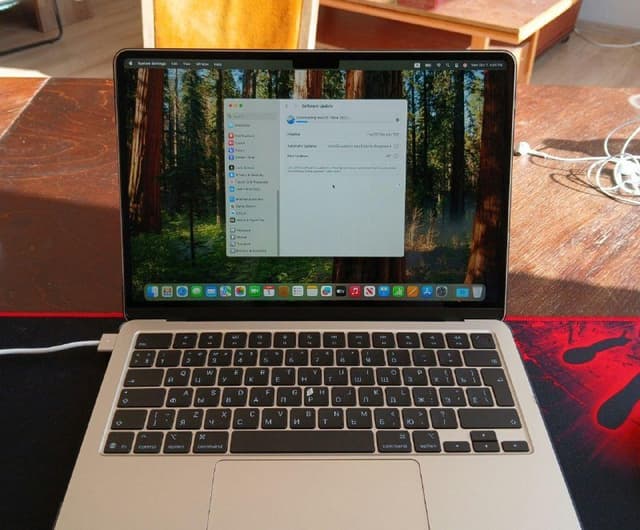 MacBook Air 13.6 M4 16/256 2025