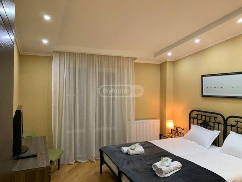 Квартира 4 комнаты 3 спальни в Тбилиси 7