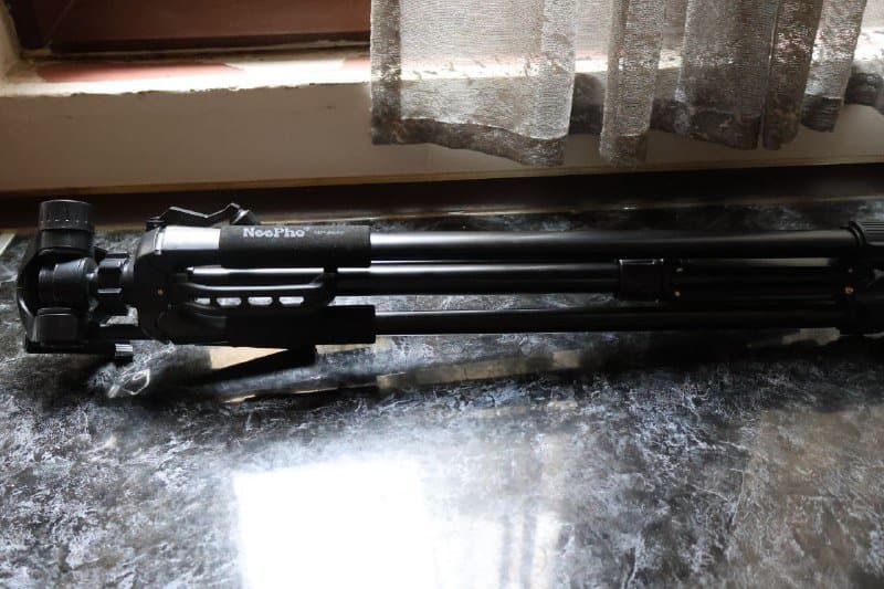 Штатив для камеры с креплением для телефона 1