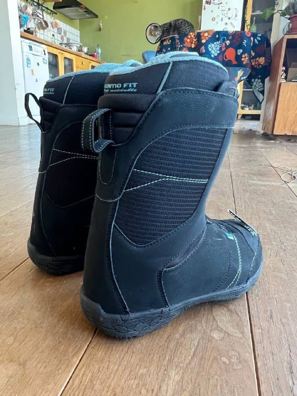 Ботинки для сноуборда, размер 38 2