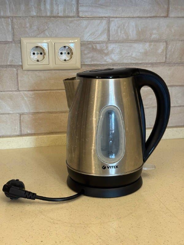 Электрический чайник Vitek