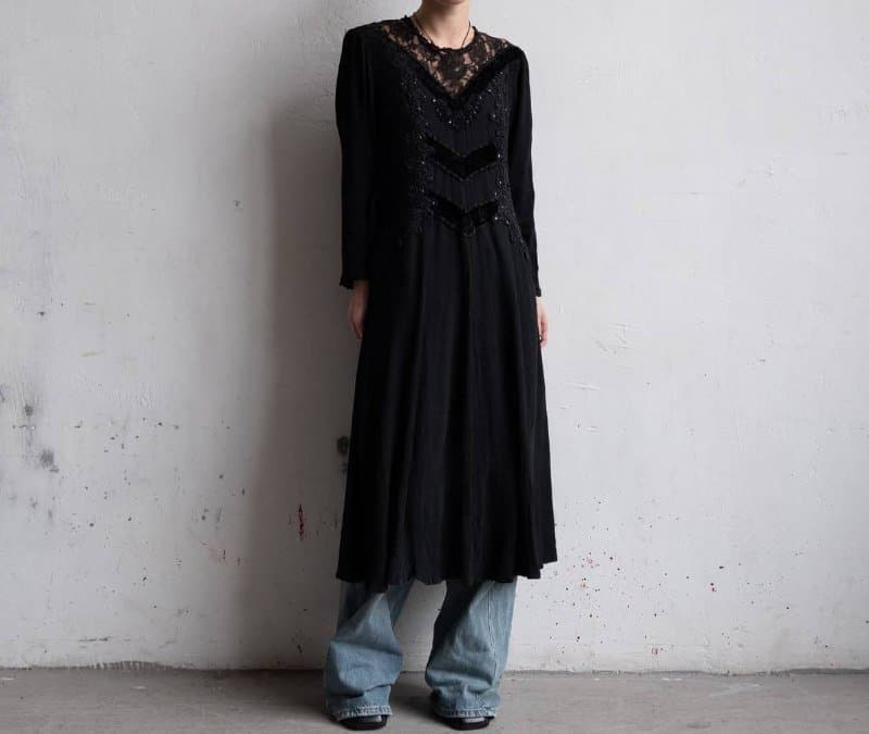 Платье женское черное с кружевом и пайетками, Италия, размер S-M 3