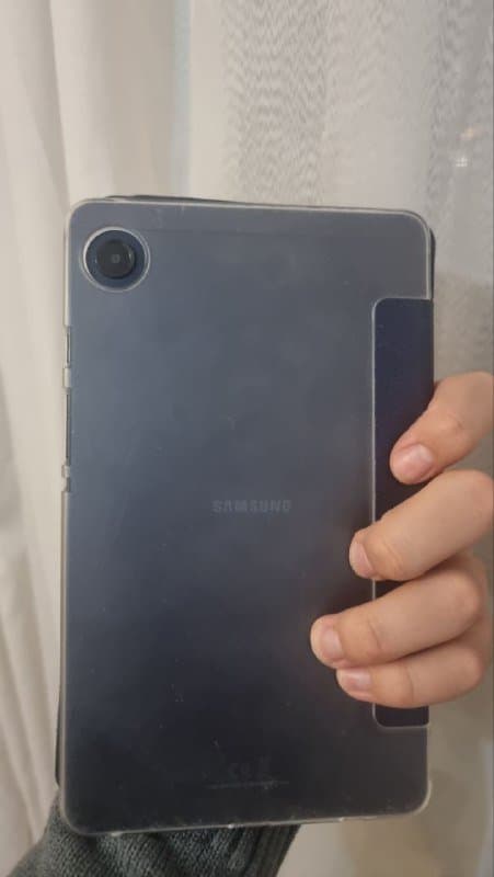 Планшет Galaxy Tab A9 с чехлом 2