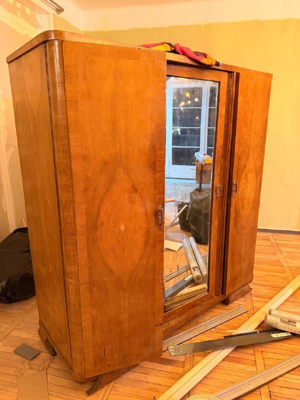 Стулья под реставрацию, шкаф большой под реставрацию 6