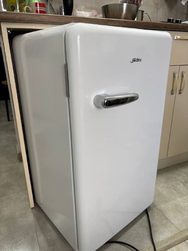 Холодильник Midea