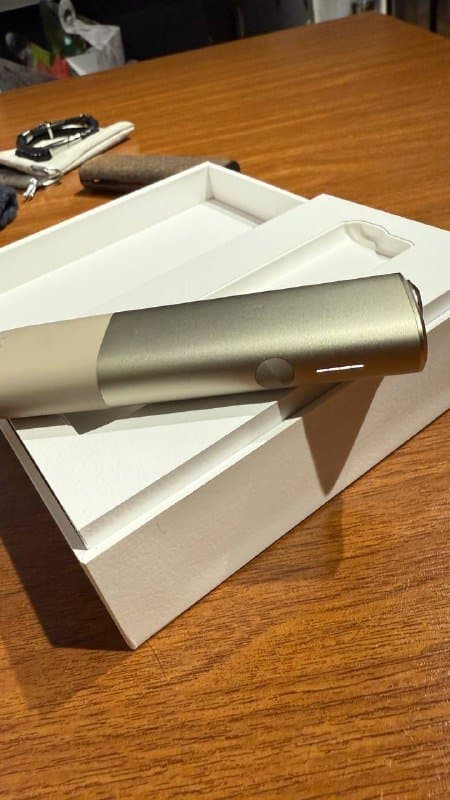 Iqos Iluma устройство для нагревания табака 3